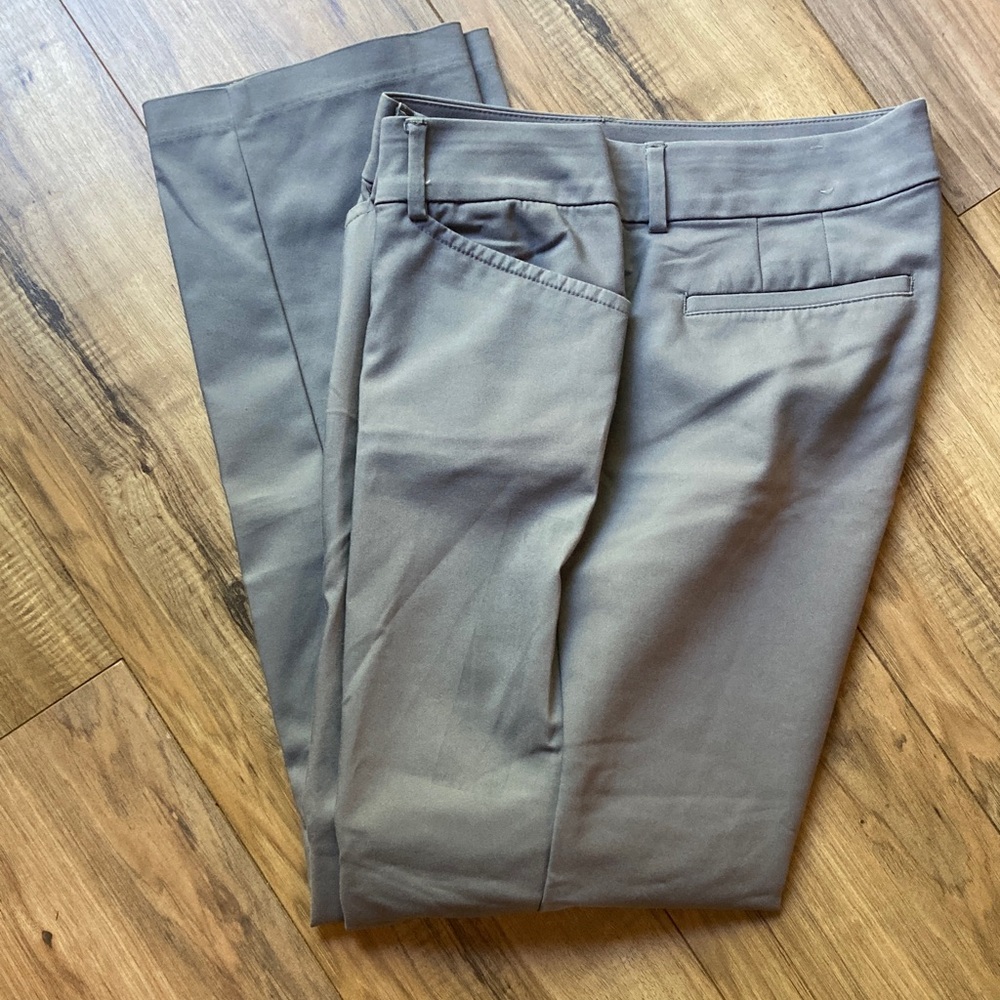 Lee Secretly Shapes Pants 16 Med Straight Leg NWOT